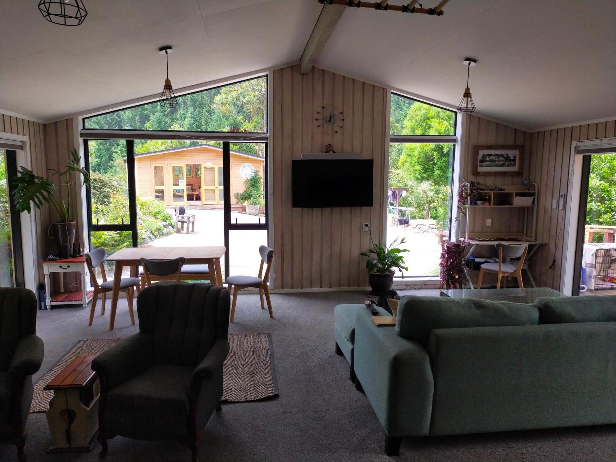 Maitai Whare Iti - Adventure Cabins & House 넬슨 외부 사진