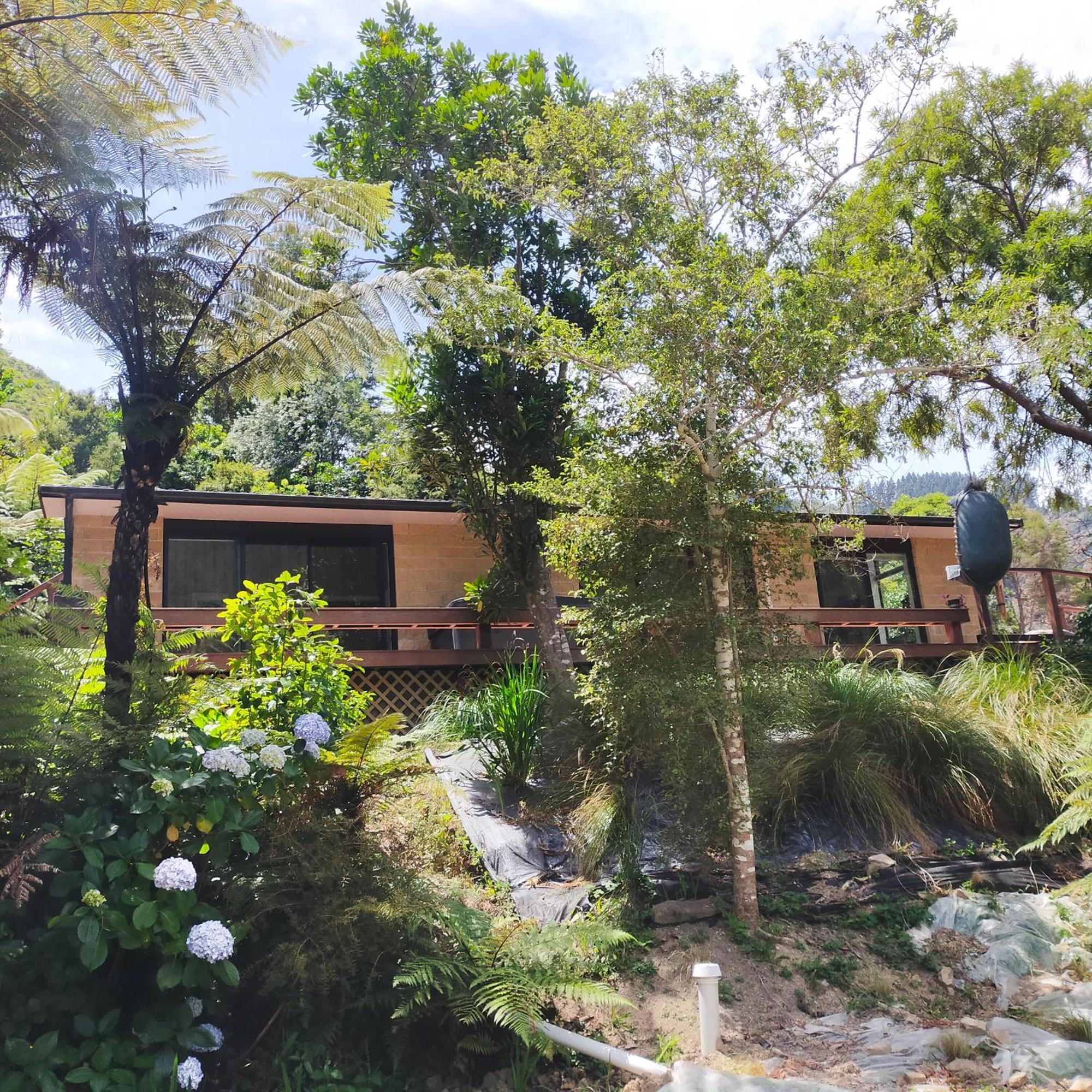 Maitai Whare Iti - Adventure Cabins & House 넬슨 외부 사진